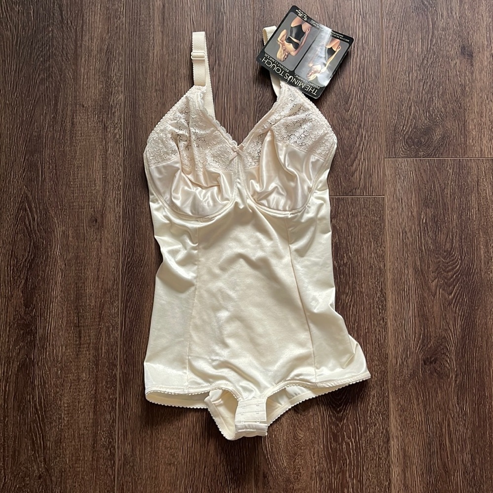 Va bien #1291 Minus Touch Vintage Firm Control Bodysuit
